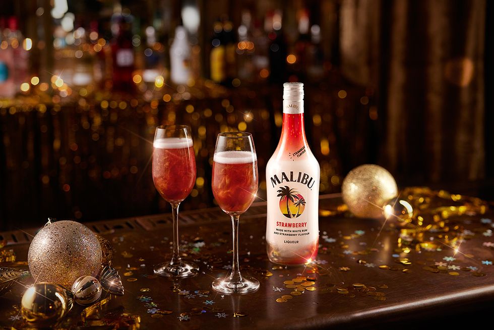 the best christmas cocktails for your repertoire this december