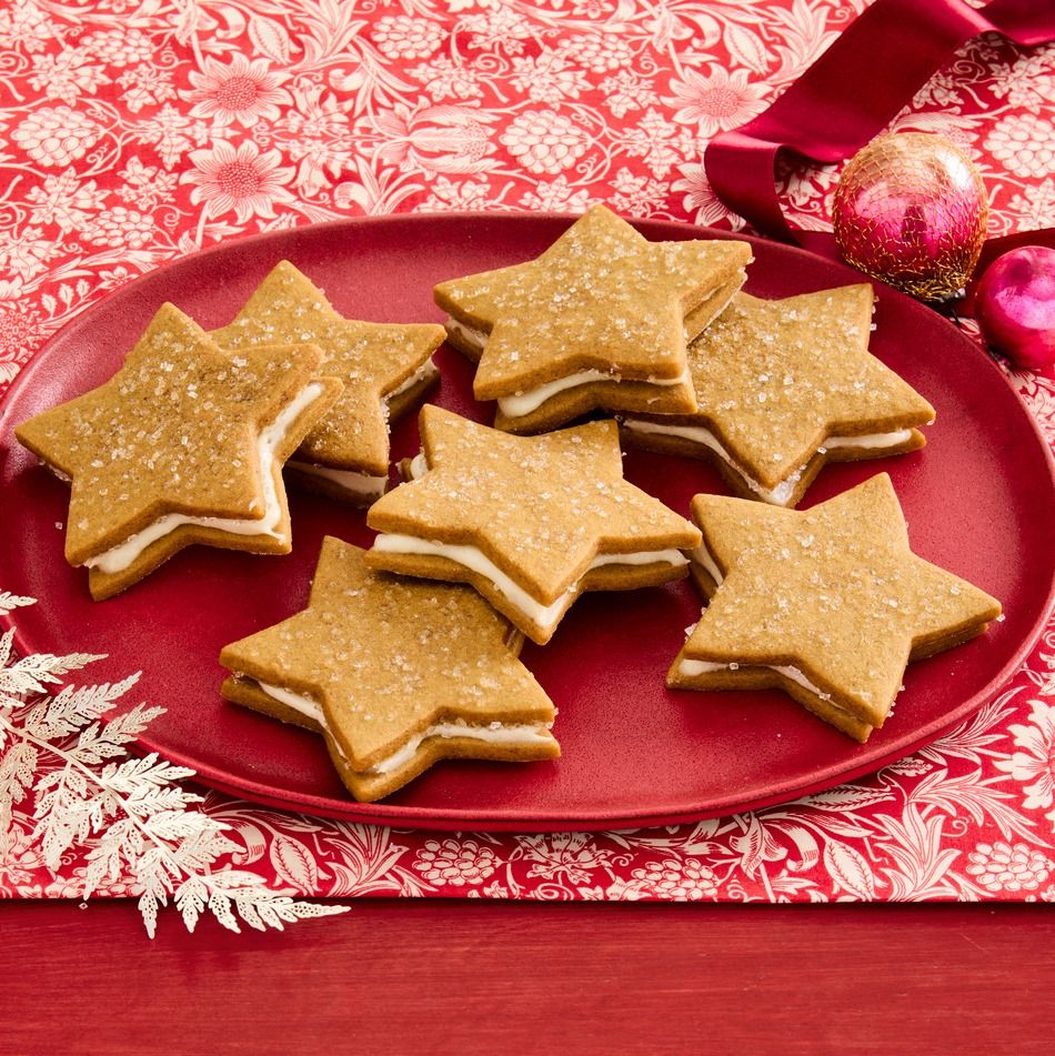 101 Best Christmas Cookie Recipes Easy Holiday Cookies   Christmas Cookie Recipes Gingerbread Sandwich Cookies 655d203801a88 