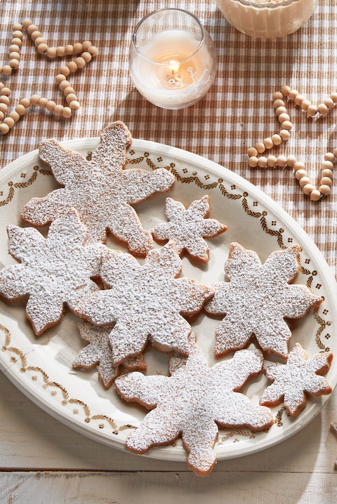 christmas cookies pecan snowflakes