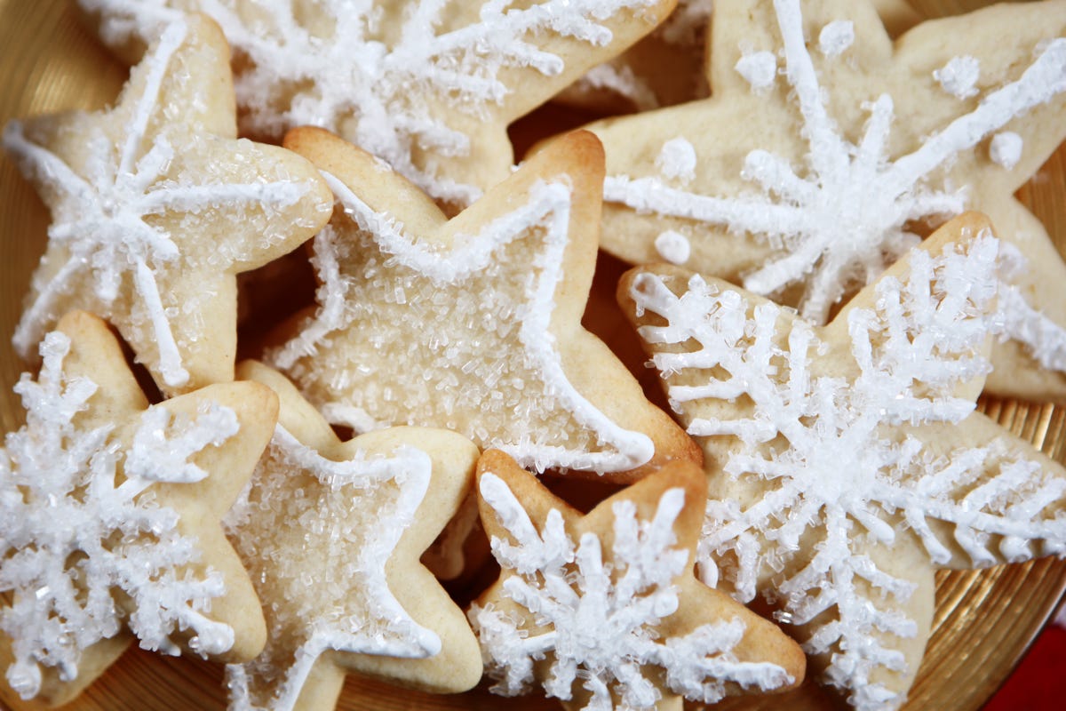 preview for These Sugar Cookie Truffles Are Getting Us Hyped For Christmas