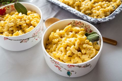 slow cooker butternut squash mac and cheese with sage