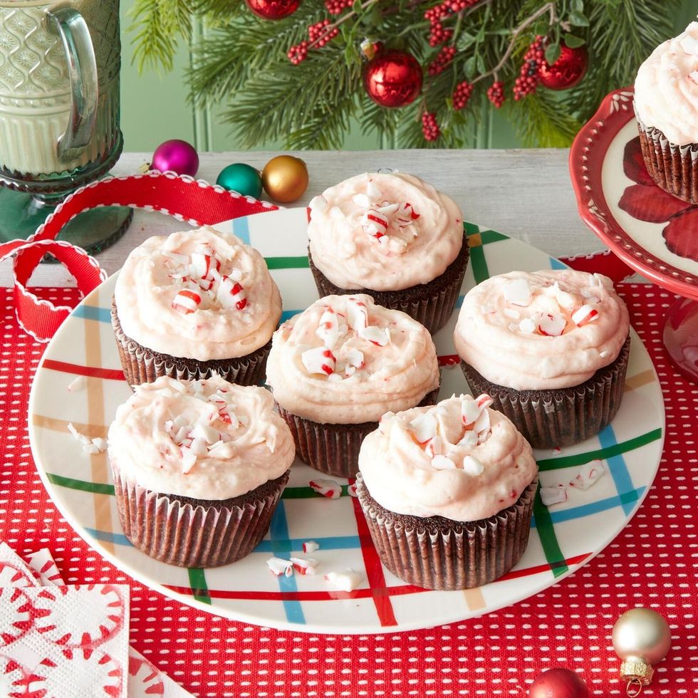 50 Best Christmas Cupcakes to Bake During the Holidays