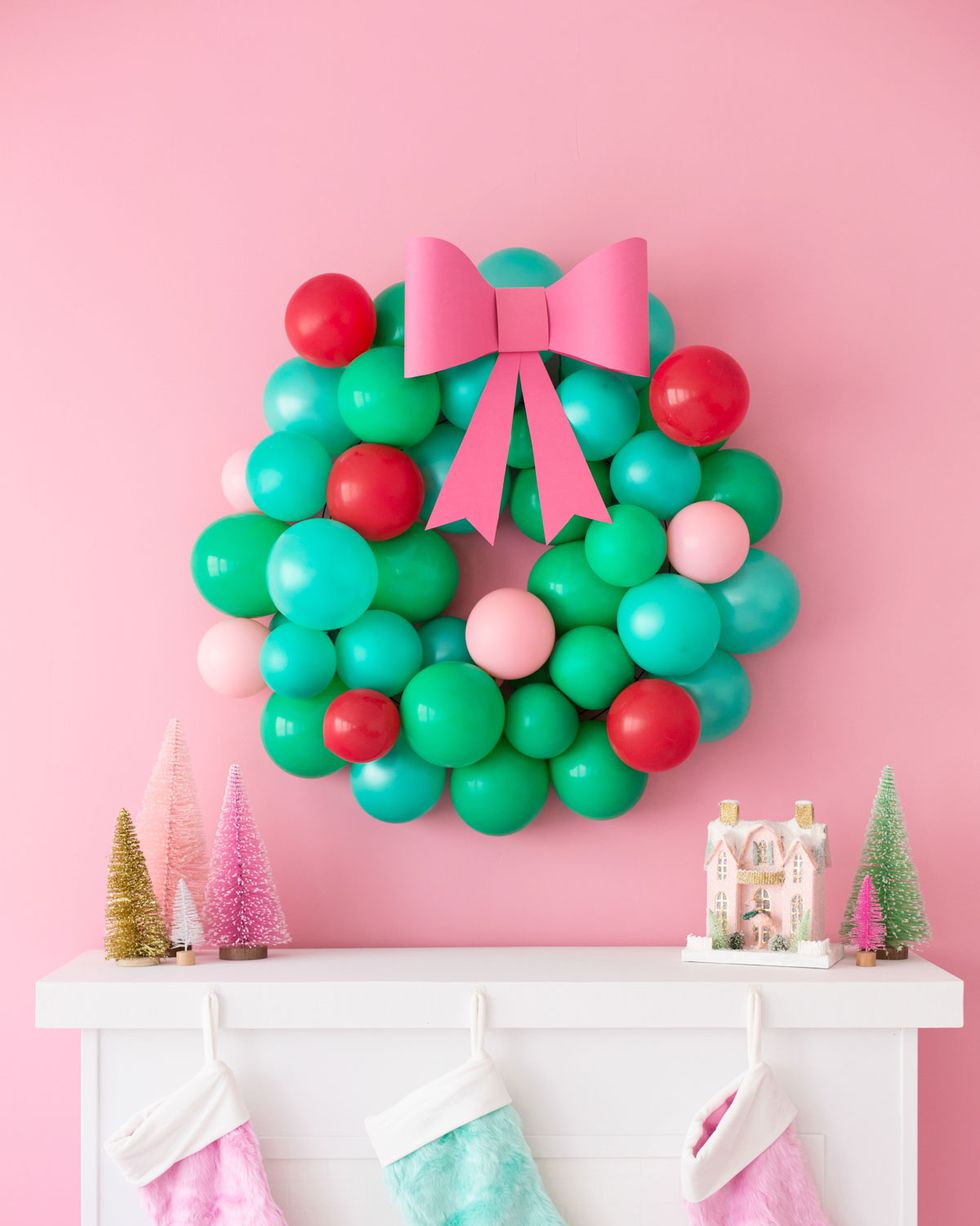 Christmas Decoration Ideas Christmas Balloon Wreath