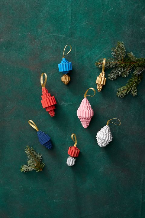 christmas tree decoration ideas, recycled cardboard ornaments