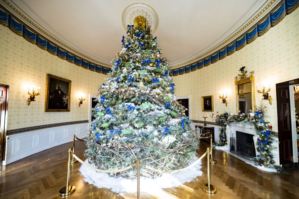 あなたの生まれた年に飾られたホワイトハウスのクリスマスツリーは