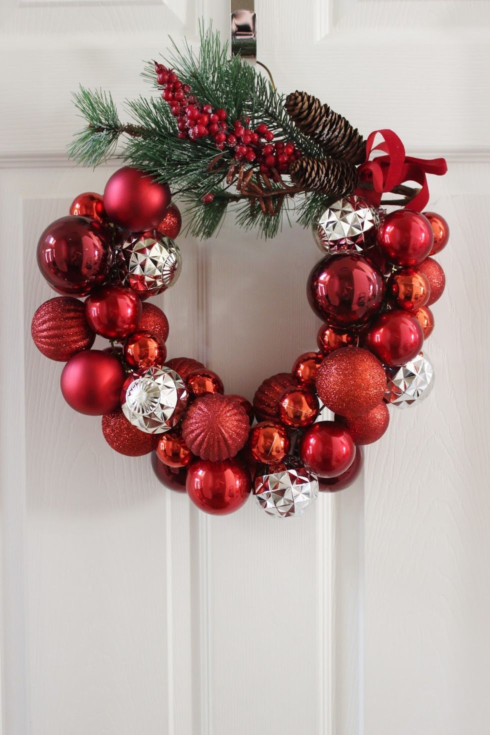 christmas wreath ideas  christmas ornament wreath