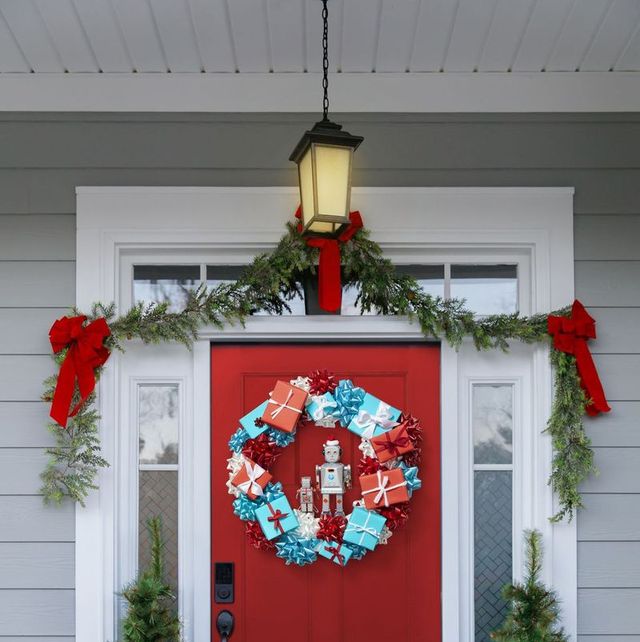 door decorated for christmas