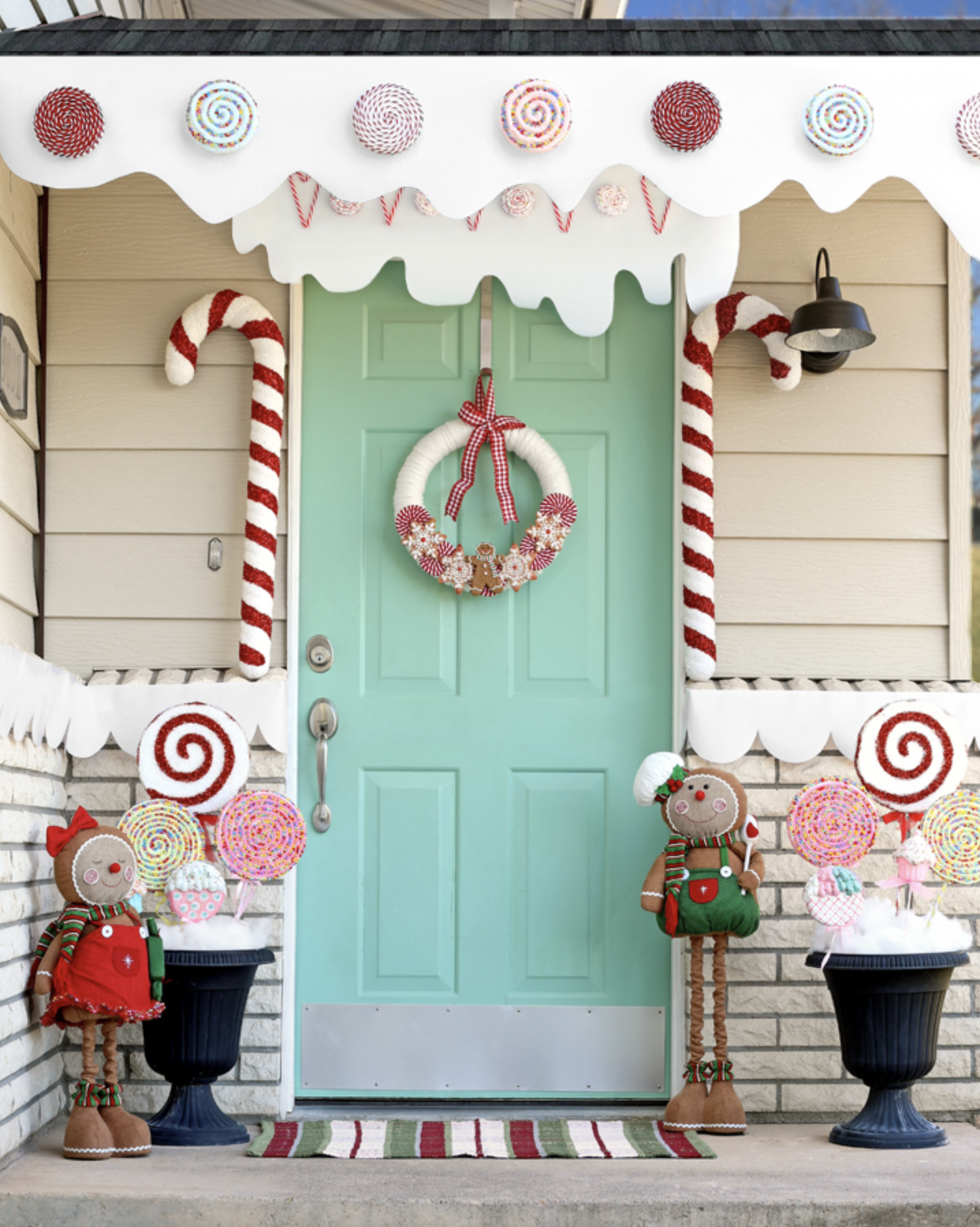 Festive Door Decor for a Merry Christmas