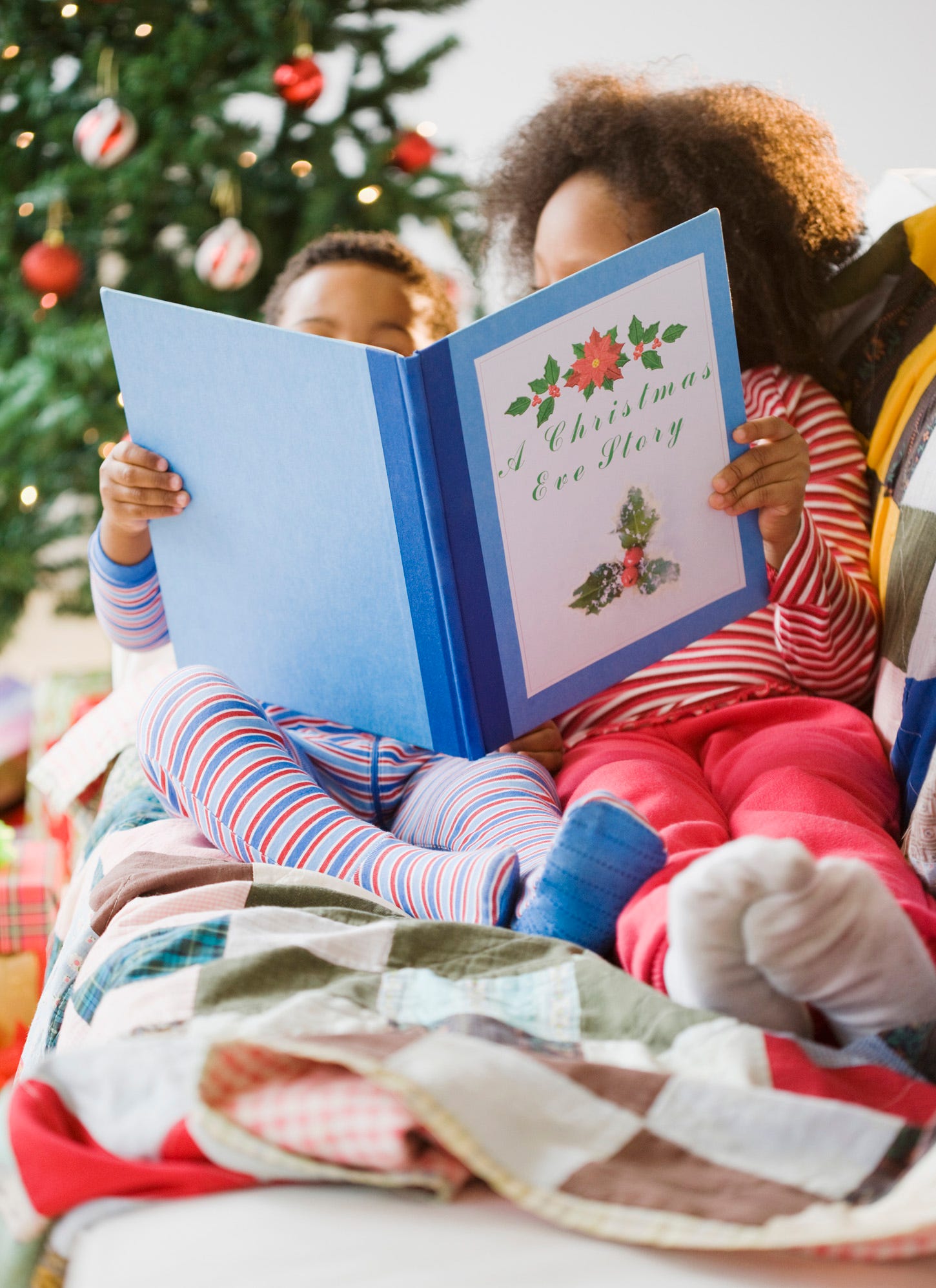 31 Meaningful Christmas Eve Traditions - Christmas Eve Activities