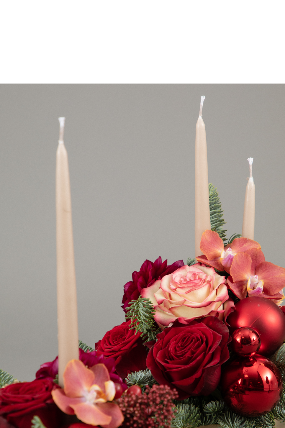 Christmas Floral Designs That Will Get You in That Festive Mood