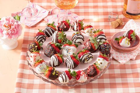 christmas food gifts chocolate covered strawberries