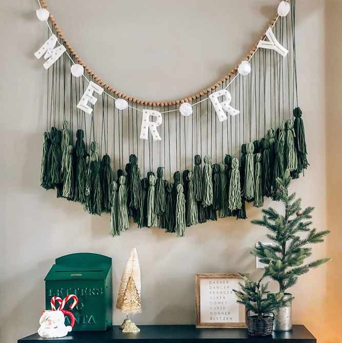 75 Easy DIY Christmas Decorations 2023