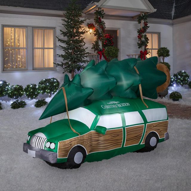 Motor vehicle, Green, Vehicle, Car, Mode of transport, Christmas, Tree, Christmas tree, City car, Compact car, 