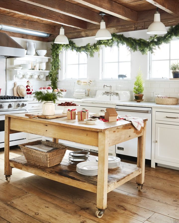 Farmhouse Christmas Kitchen Decor Ideas