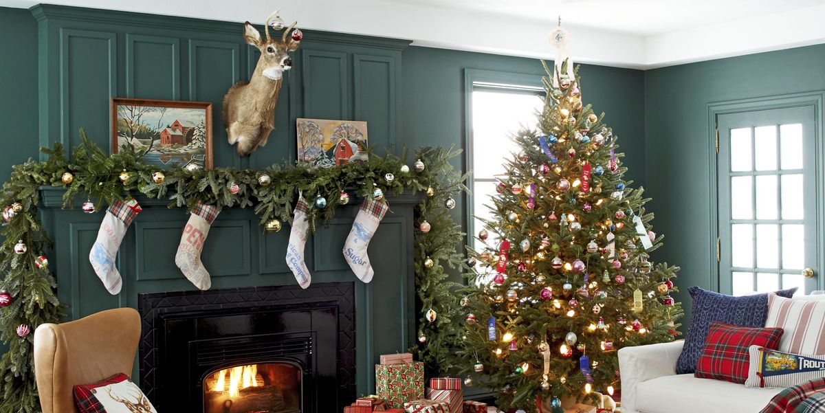 25 Christmas Living Room Decorating Ideas - How To Decorate A Living Room  For Christmas