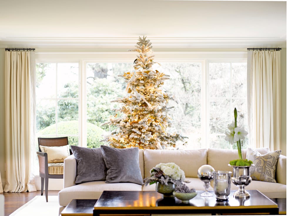 christmas living room
