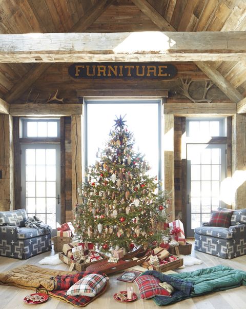 christmas living room reclaimed wood