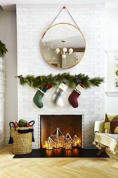 christmas mantel decorations draw on snowflakes christmas mantel decorations draw on snowflakes