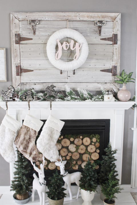 54 Christmas Mantel Decorations - Ideas For Holiday Fireplace Mantel  Decorating