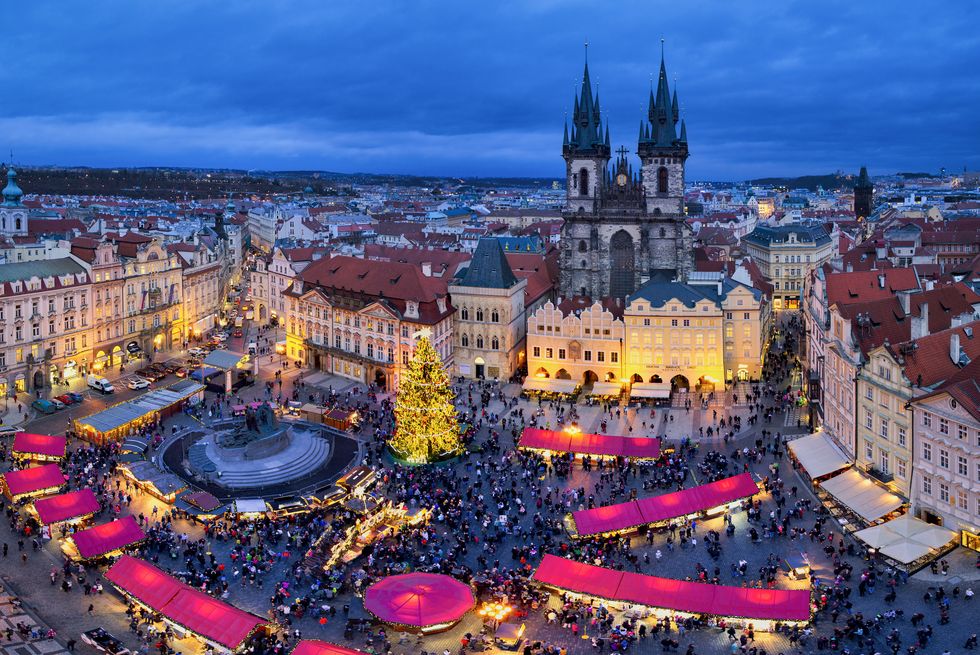 christmas market and the church of our lady of tyn on the old town square, prague, bohemia, czech republic