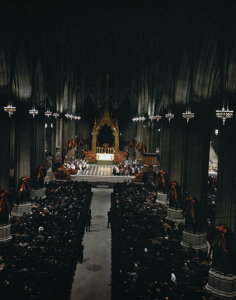 midnight mass at st patrick's cathedral in 1945