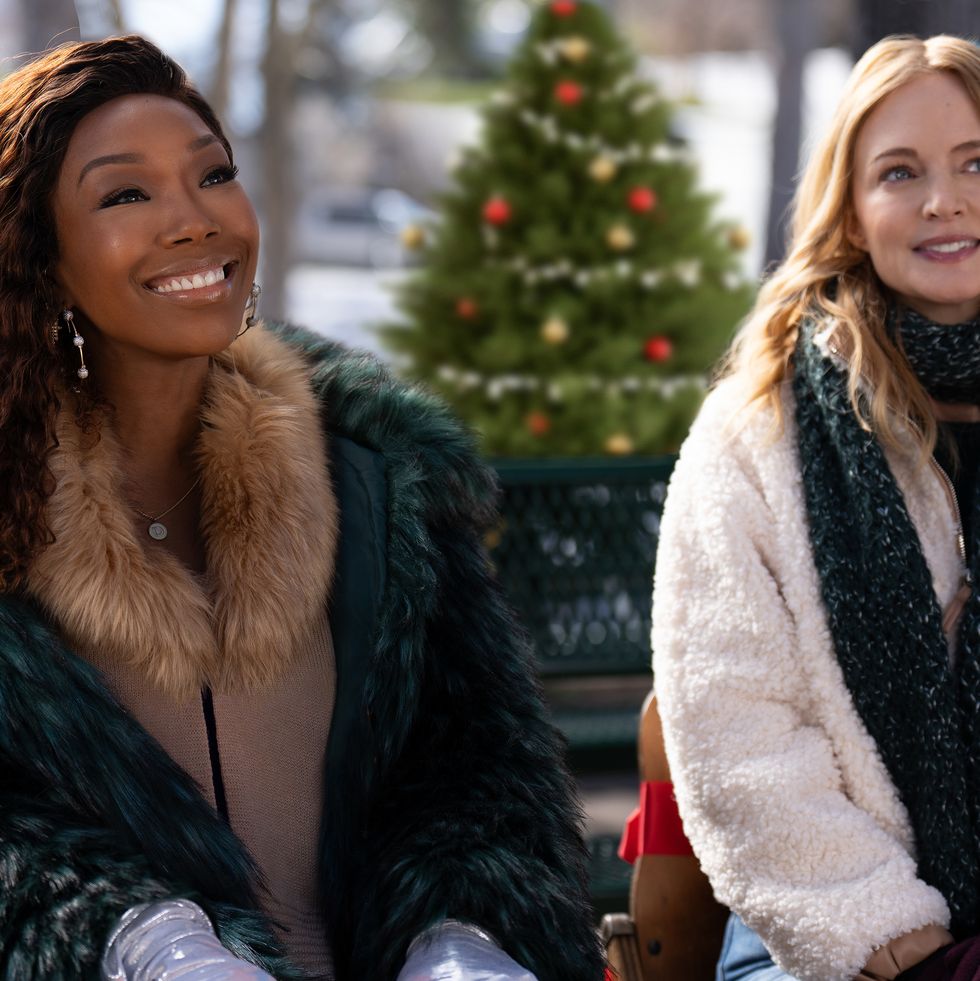 best christmas ever l to r brandy norwood as jackie, heather graham as charlotte in best christmas ever