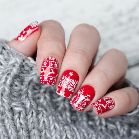 45 Christmas Nail Designs - Simple Christmas Nail Art Ideas
