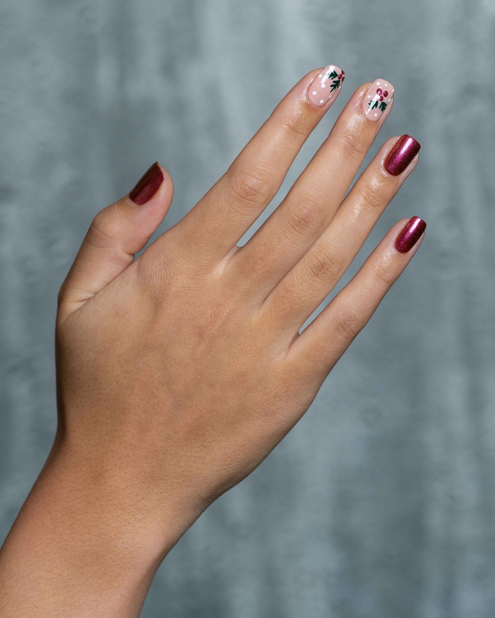 60 Polka Dot Nail Designs for the season that are classic yet chic