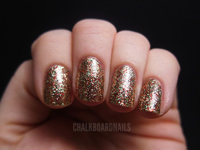 23 Gorgeous Glitter Nail Ideas for the Holidays - StayGlam