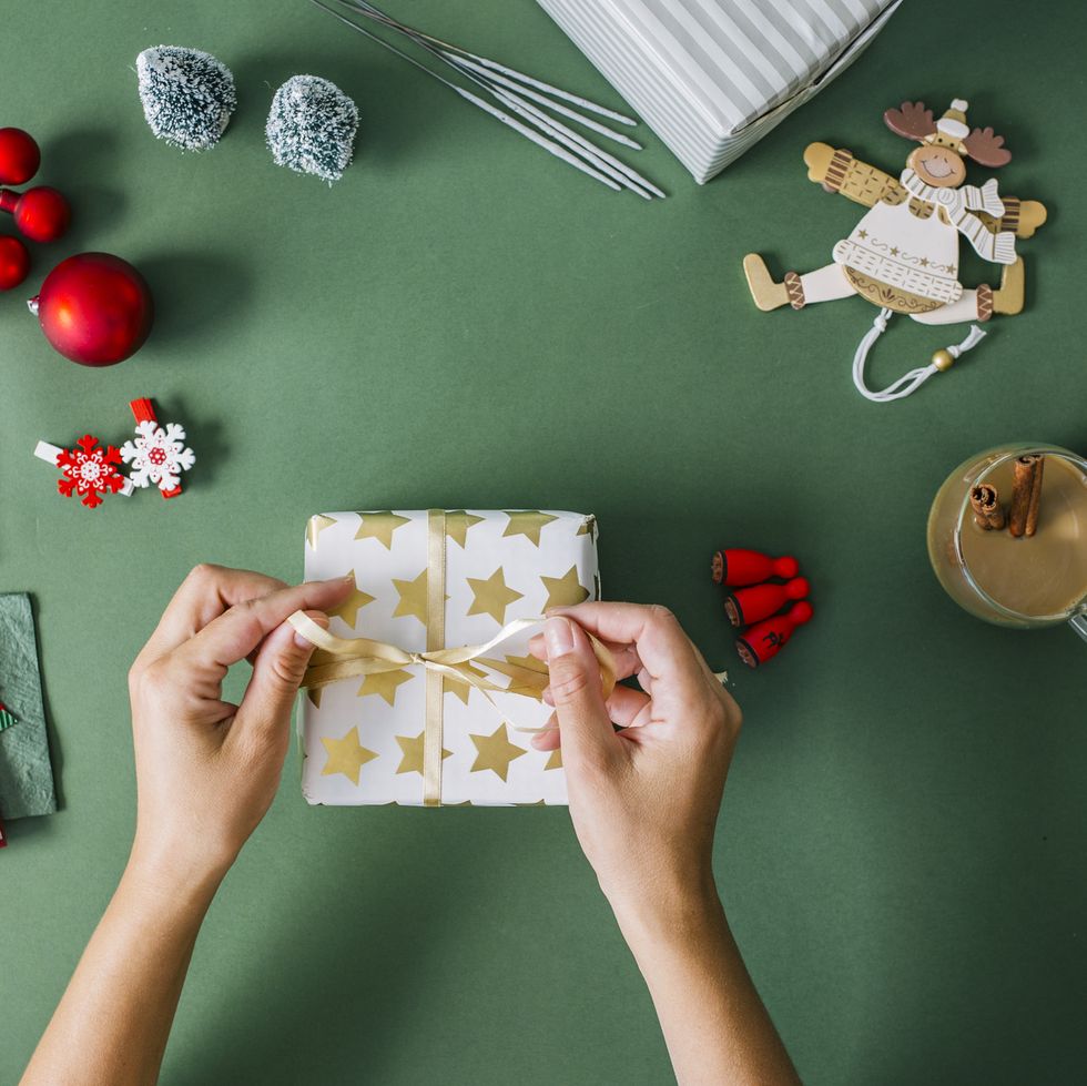 27 Best Adult Christmas Games, Including Printables 2023