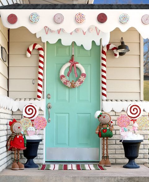 christmas porch decor gingerbread house doorway