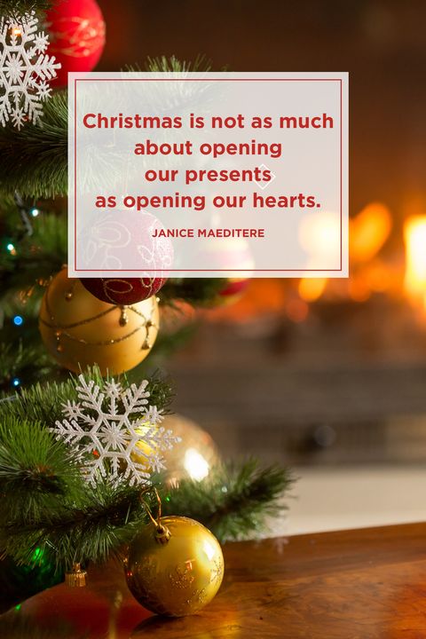 30+ christmas decoration quote to add to your holiday cards and crafts