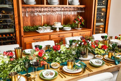 christmas table with garland centerpiece