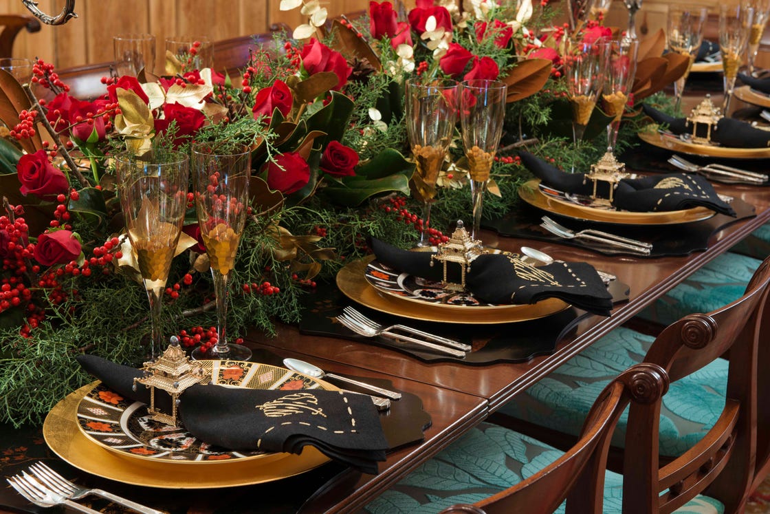 Rafined Red Christmas Table Centerpices