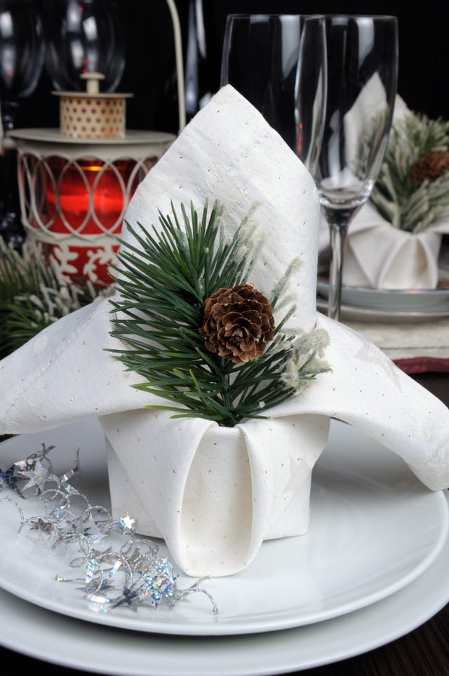 christmas table setting napkin