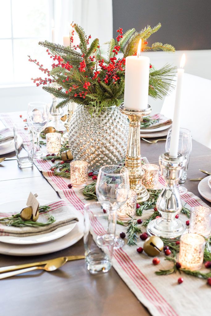 40 Simple Christmas Table Decorations and Holiday Centerpieces