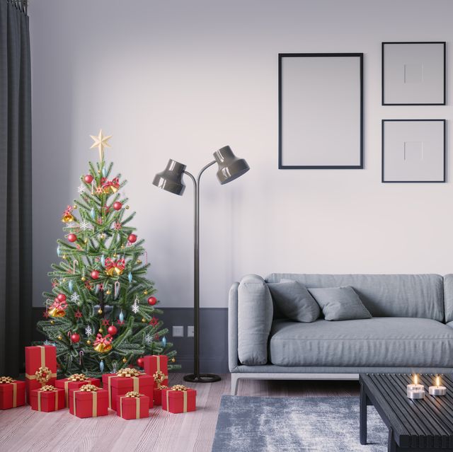 https://hips.hearstapps.com/hmg-prod/images/christmas-tree-for-small-apartment-650cdc9804d55.jpg?crop=0.601xw:1.00xh;0.103xw,0&resize=640:*