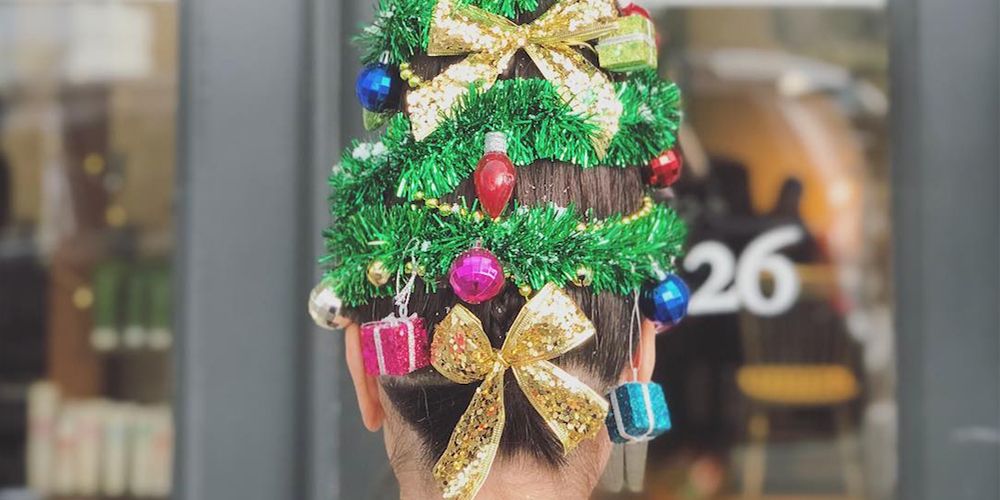 Christmas Tree Hair Will Broadcast Your Love for the Holiday Season