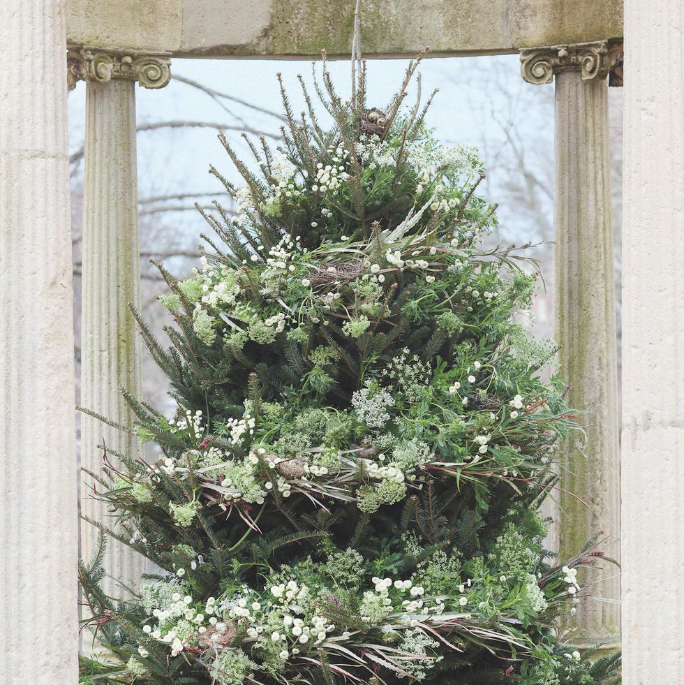 christmas tree ideas by floral designer emily thompson
