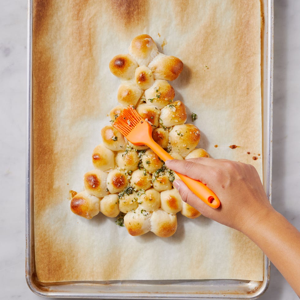 christmas tree pull apart bread