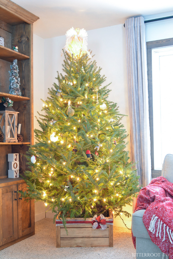 Decorated Christmas Tree Stand