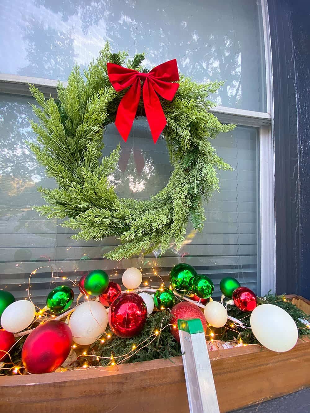 Christmas Decorations: Indoor & Outdoor | Balsam Hill