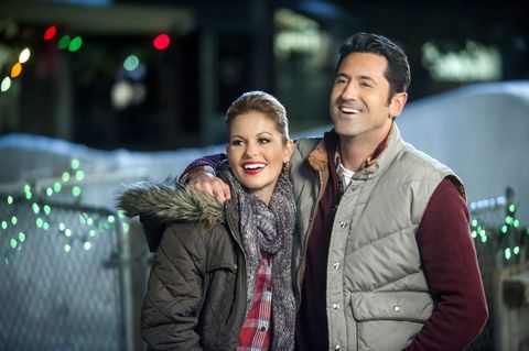 christmas under wraps   when a driven doctor doesnt get the prestigious position she planned for, she unexpectedly finds herself moving to a remote alaskan town  photo candace cameron bure, david odonnell  photo credit copyright 2014 crown media united states llcphotographer fred hayes