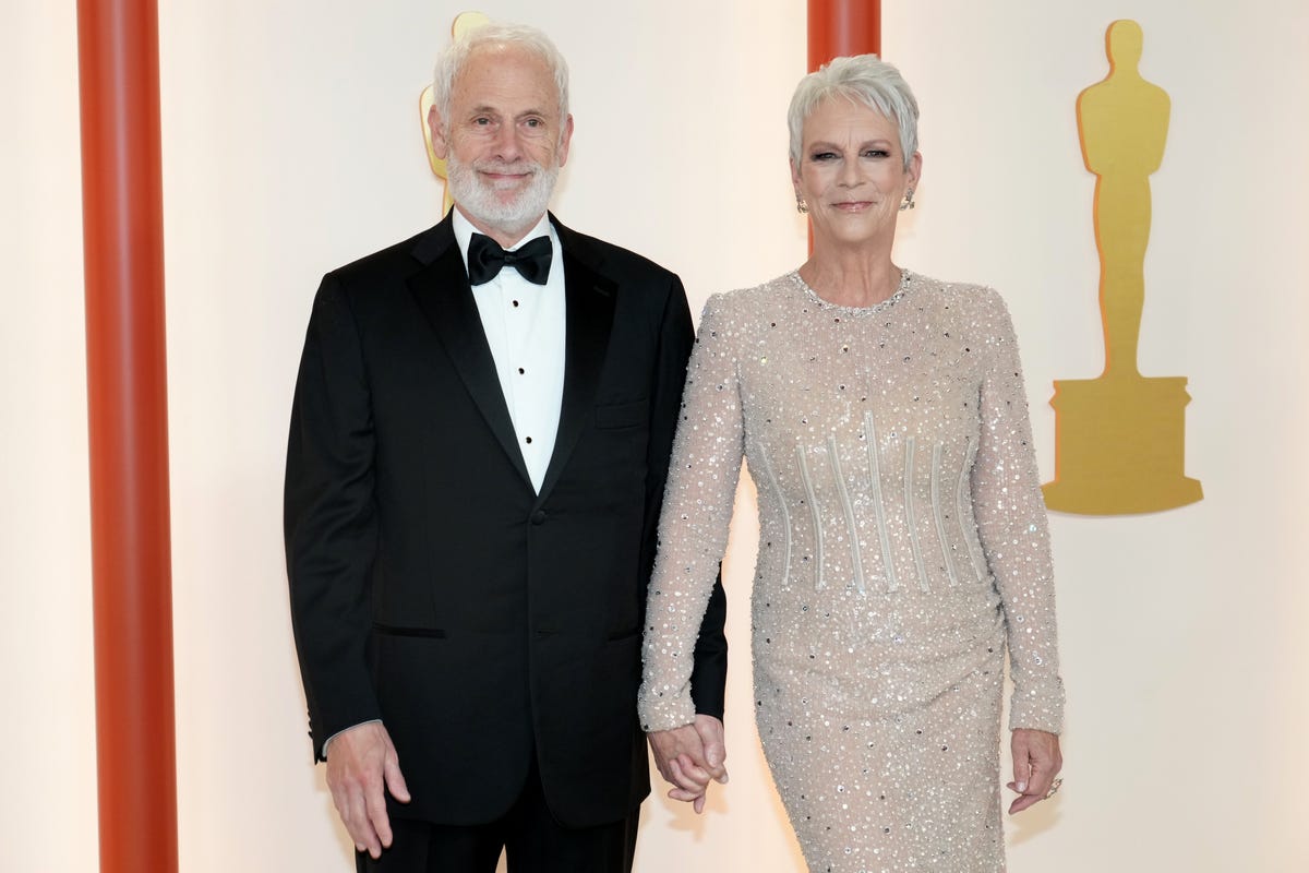 Fans React to Jamie Lee Curtis’ Daring Red Dress in Latest IG Pics