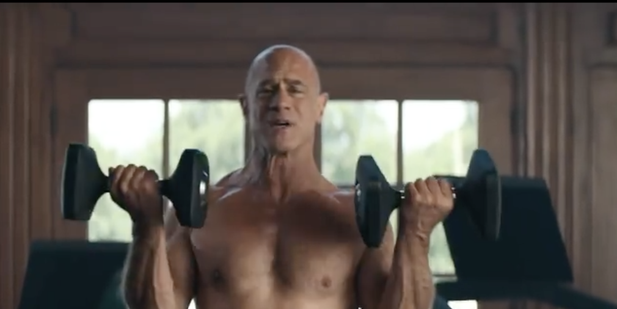 Christopher Meloni Is Fully Naked In New Must See Workout Video 