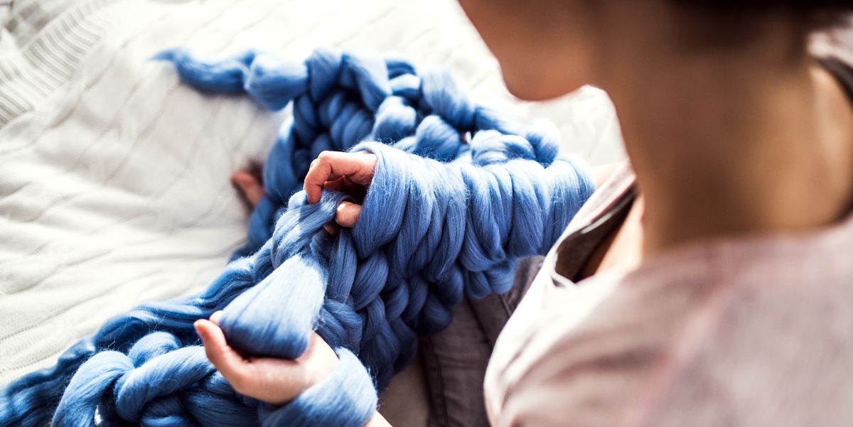 How to Make a Chunky Hand-Knit Blanket »