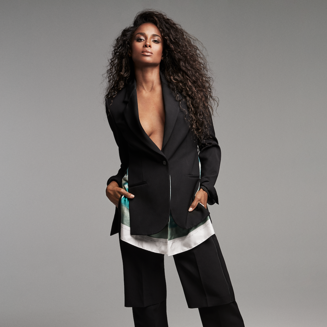 1080px x 1080px - Level Up' Singer Ciara Talks to Cosmo About Faith, Fitness, and Her Husband  Russell Wilson's \