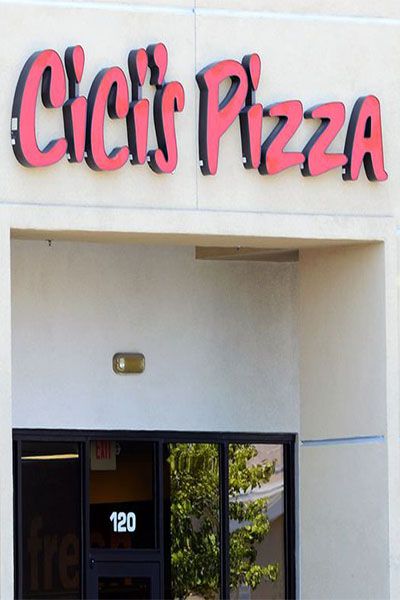 kid friendly restaurants Cici's Pizza