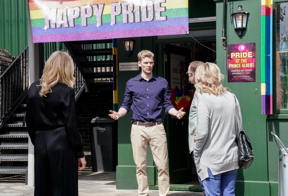 cindy beale, peter beale, kathy beale,eastenders