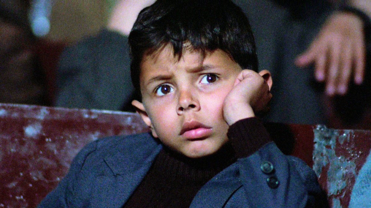 Han pasado 36 años y está irreconocible: así está ahora Salvatore Cascio, el inolvidable niño de 'Cinema Paradiso'